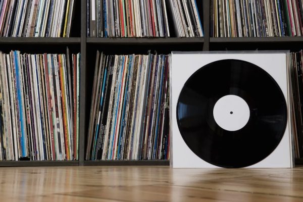 Best Way to Sell Vinyl Records as a Complete Collection, Not Piece by Piece