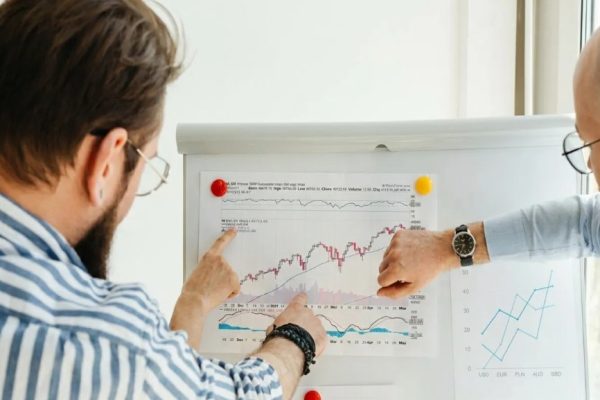 Merging SEO and AI Optimization to Revolutionize E-Commerce Product Discovery 