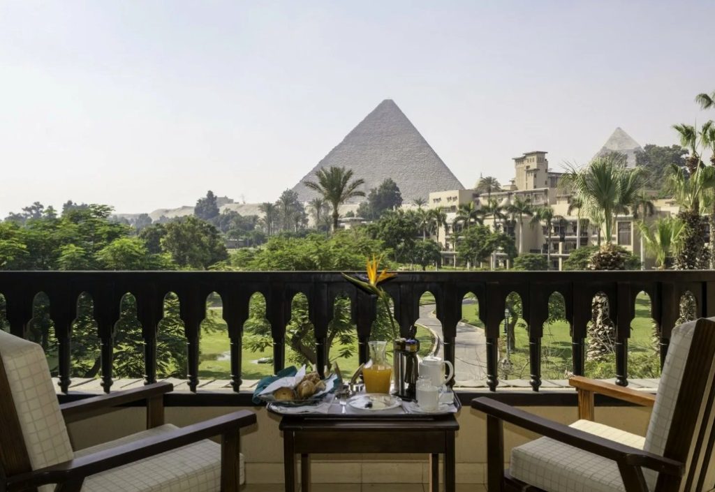 Beyond the Pyramids: Exclusive Bespoke Experiences on Luxury Egypt Tours & Holidays 