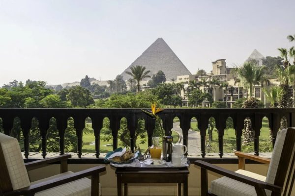 Beyond the Pyramids: Exclusive Bespoke Experiences on Luxury Egypt Tours & Holidays 